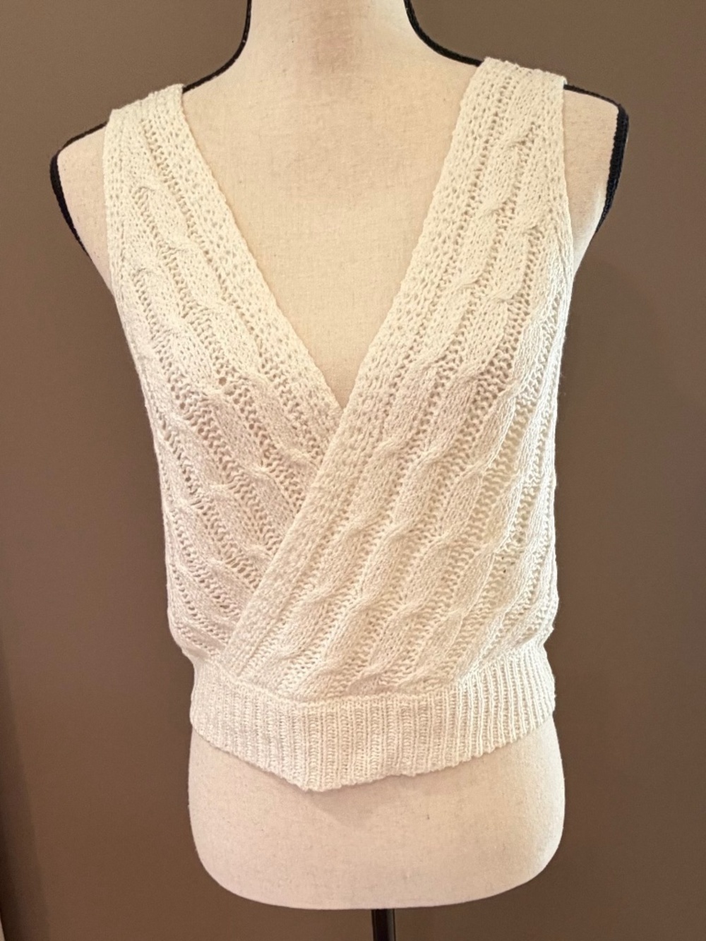 NWT Dreamers by Debut Ivory Knit Tank Sweater, Neutral, V-Neck, Size Large